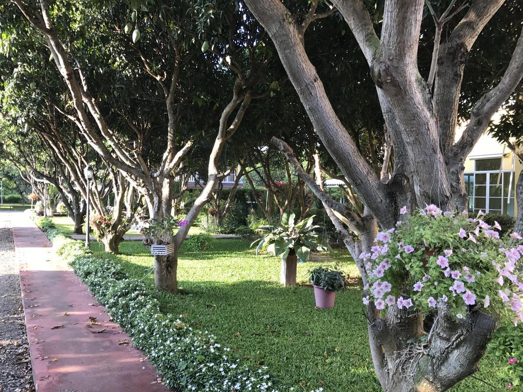 Jardin De Mangue Pakchong Hotel Exterior foto
